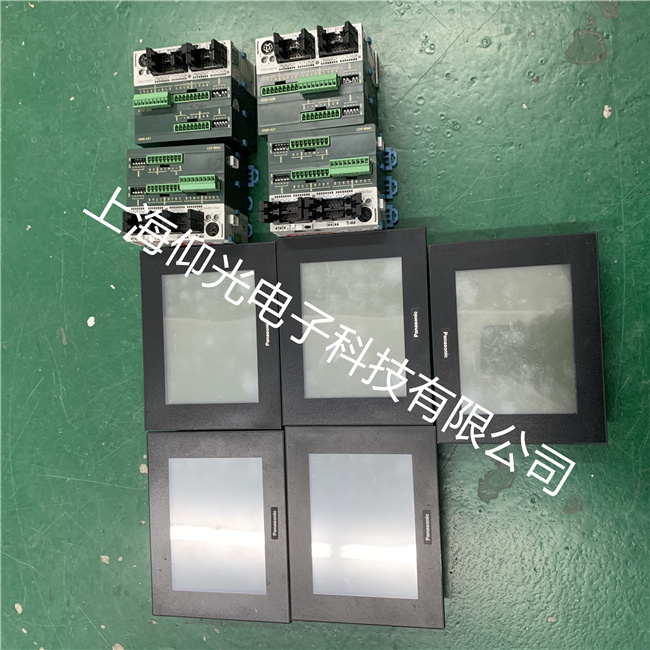 松下觸摸屏AIGT0032B1無(wú)亮故障維修