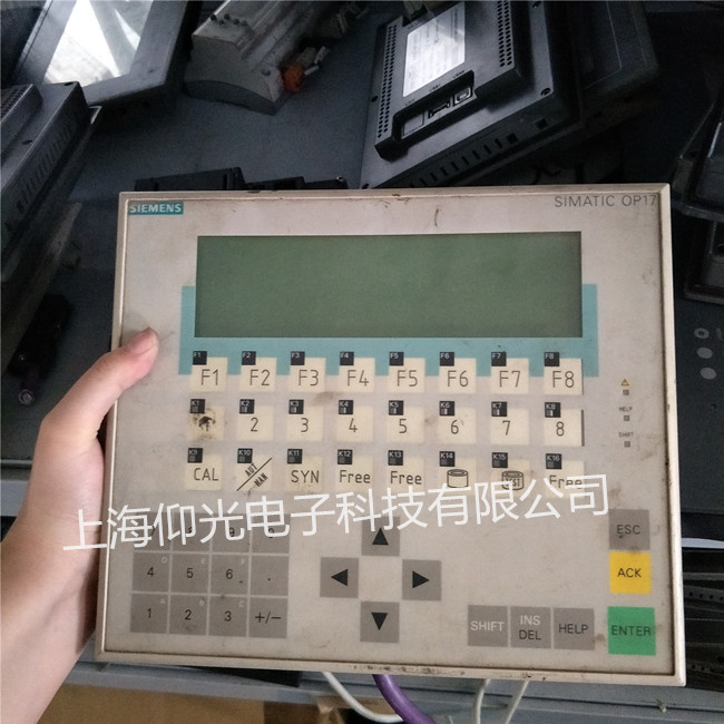 西門子OP17人機(jī)界面維修6AV3617-1JC20-0AX1觸摸屏按鍵失靈修理