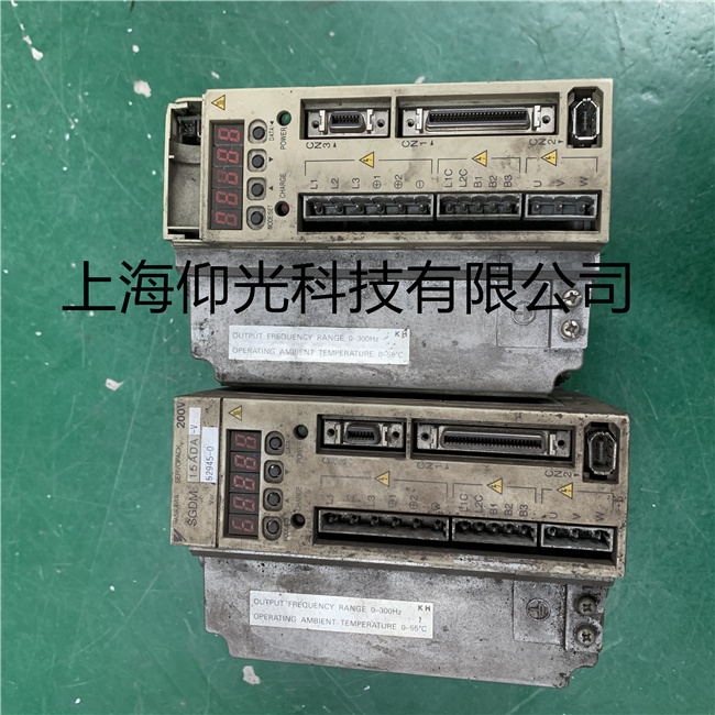 安川MOTOMAN伺服SGMAH-A5BAA41驅(qū)動器過壓故障及維修