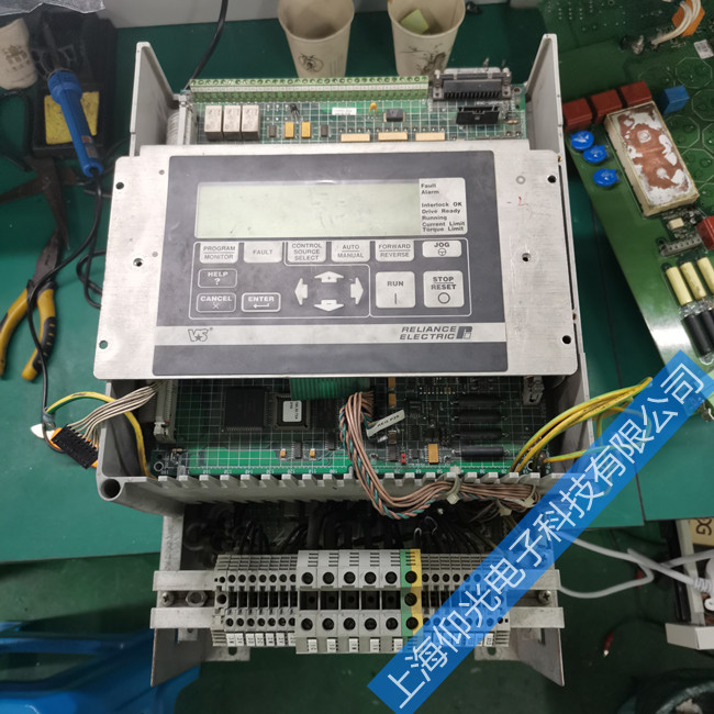 瑞恩vz7000變頻器故障代碼9維修