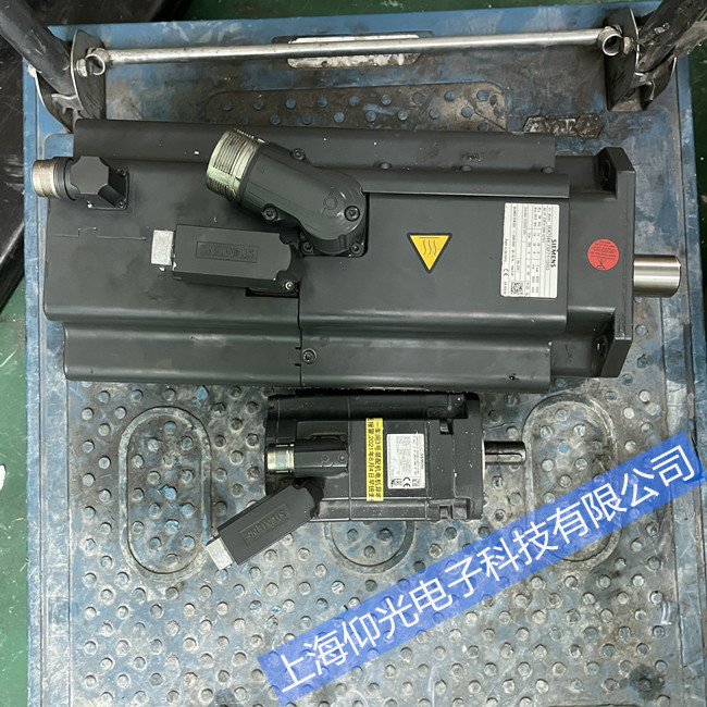 西門子伺服電機(jī)維修1FK7086-7SF71-1DG3發(fā)燙進(jìn)油修理