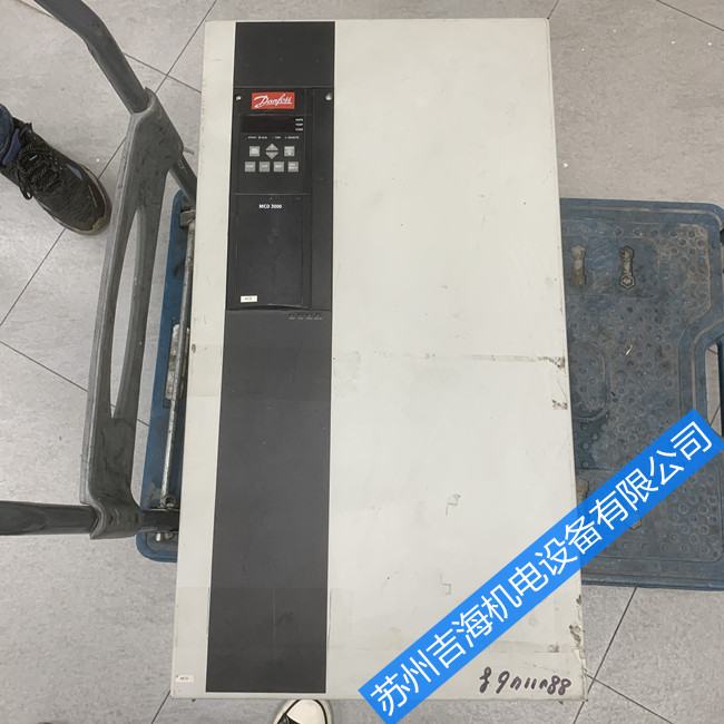 丹佛斯變頻器上電報(bào)A16故障維修